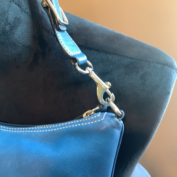 Coach - Picture 8 of 9